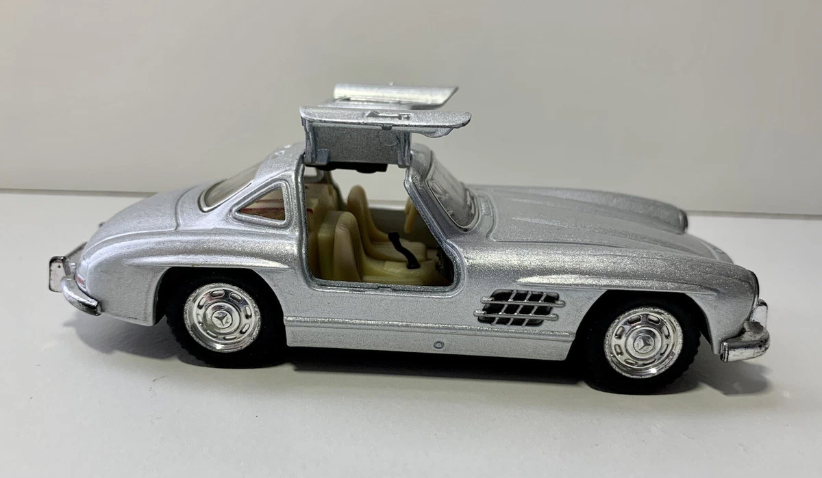 安い特販 【 KiNSMART 】Mercedes-Benz 300SL プルバックカー おもちゃ