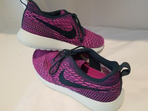 purple nike roshe womens
