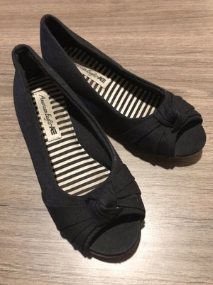 american eagle black wedges