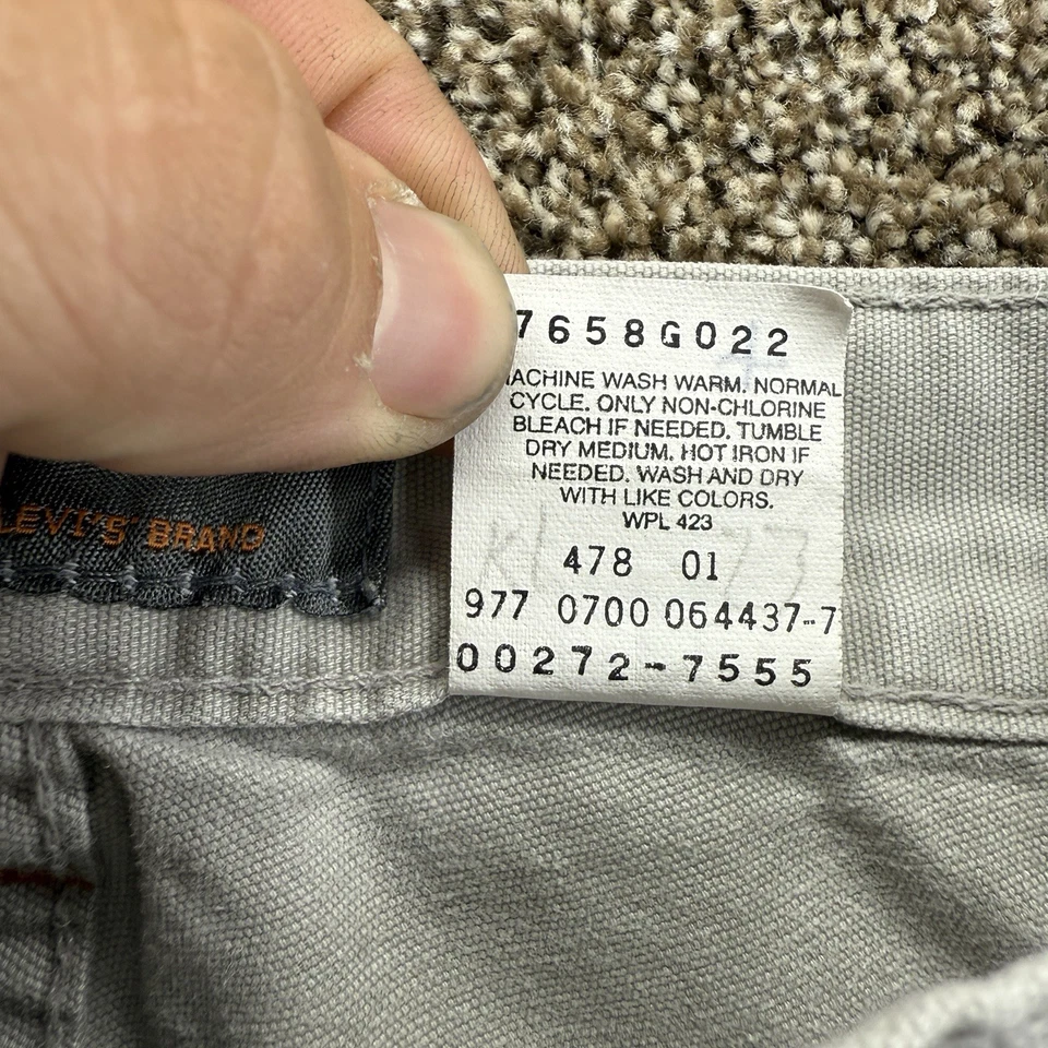 Vintage SilverTab Levi’s Youth Size 12 Khaki Cargo Utility Pants - Image 4 of 4