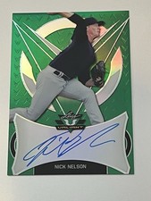 2019 Leaf Valiant Green Prismatic /99 Nick Nelson #BA-NN2 Auto