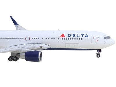 BOEING 767-300ER AIRCRAFT 