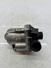 Pompe à eau BMW 740