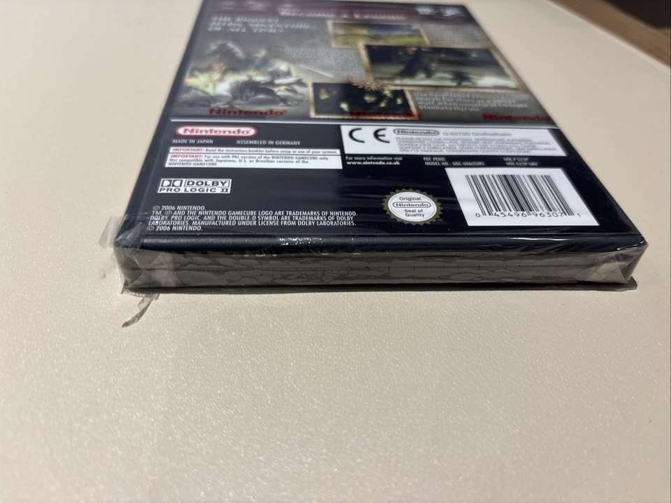 The Legend of Zelda: Twilight Princess (GameCube, 2006) Sealed U.K Pal - Image 3 of 4