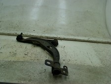 Triangle de suspension Daihatsu GRAN MOVE