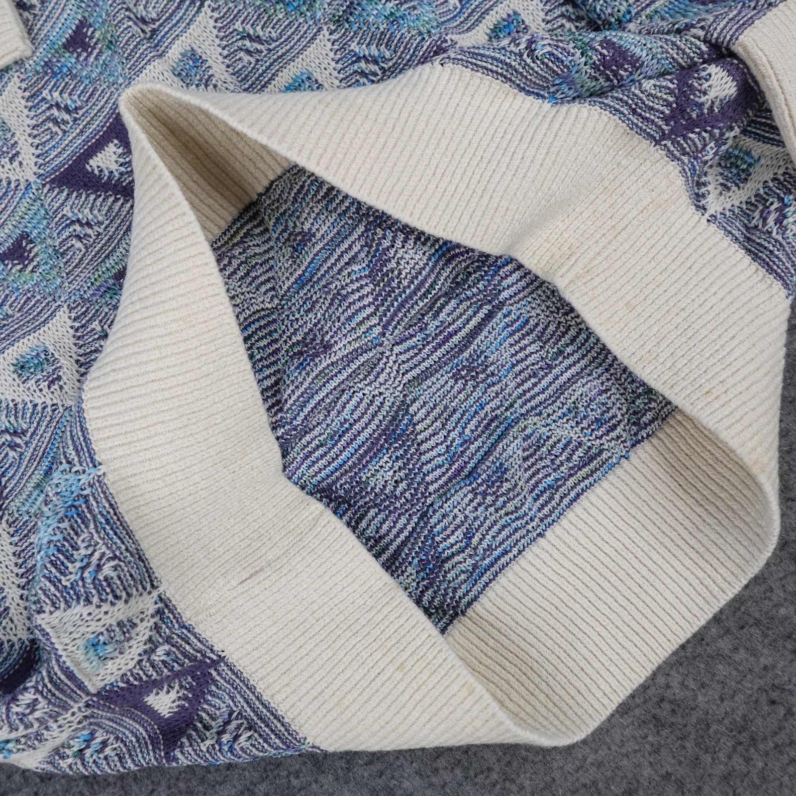 Vintage London Towne Sweater Mens XLT Blue Tan Geometric Abstract Made in USA