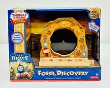 Fossil Discovery Thomas  Friends Wooden Railway BDG55 New Sealed