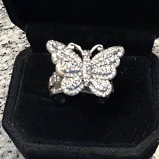 Butterfly 1.50ctw Diamond Ring / 10Kt. white gold/Round Cut Diamonds