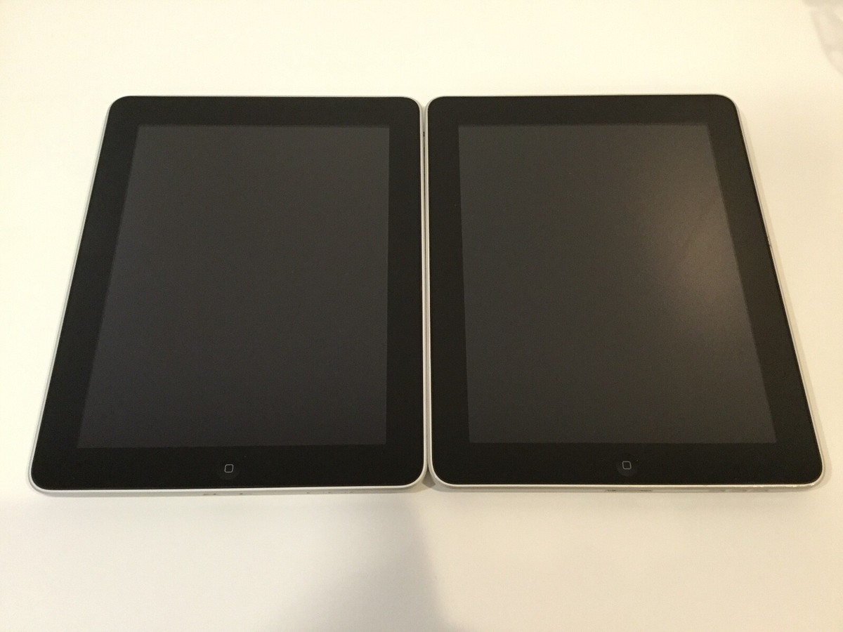 Lot of 2x Apple iPad 1st Gen 64GB, Wi-Fi, 9.7in - Black - Good