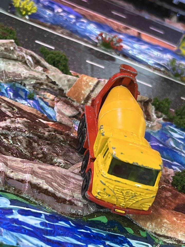 Lesney Matchbox 1960s Foden Concrete Truck 8 Wheeler No 21 USED USED EX Cond - Image 3 of 4