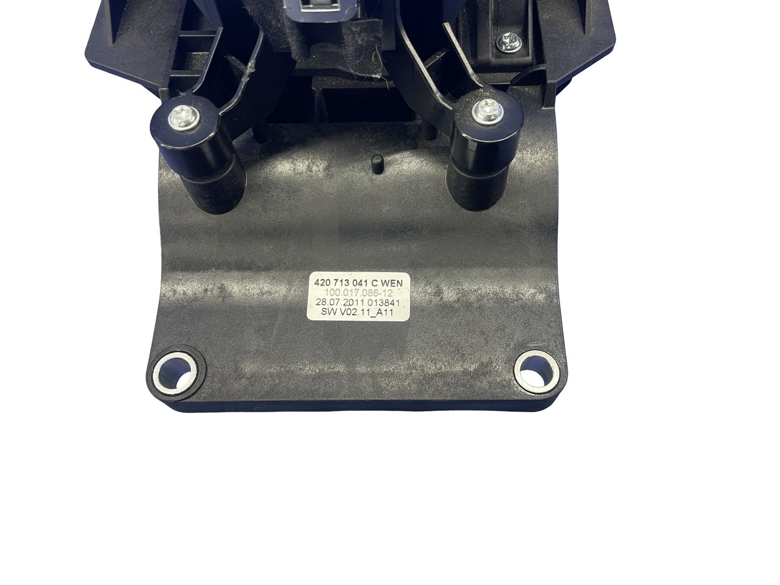 2008-2015 AUDI R8 AUTOMATIC TRANSMISSION FLOOR SHIFTER GEAR ASSEMBLY 420713041C