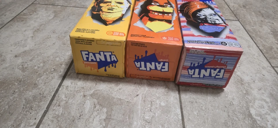 [Paquete de 3] FANTA | 2025 Halloween lata 12 oz - Freddy Fazbear, Michael Myers, Chucky Foto 4 de 4