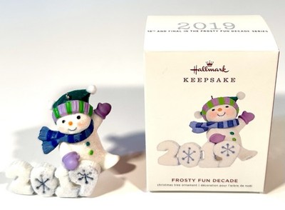 HALLMARK KEEPSAKE FROSTY FUN DECADE 2019 10TH IN SERIES QXR9029