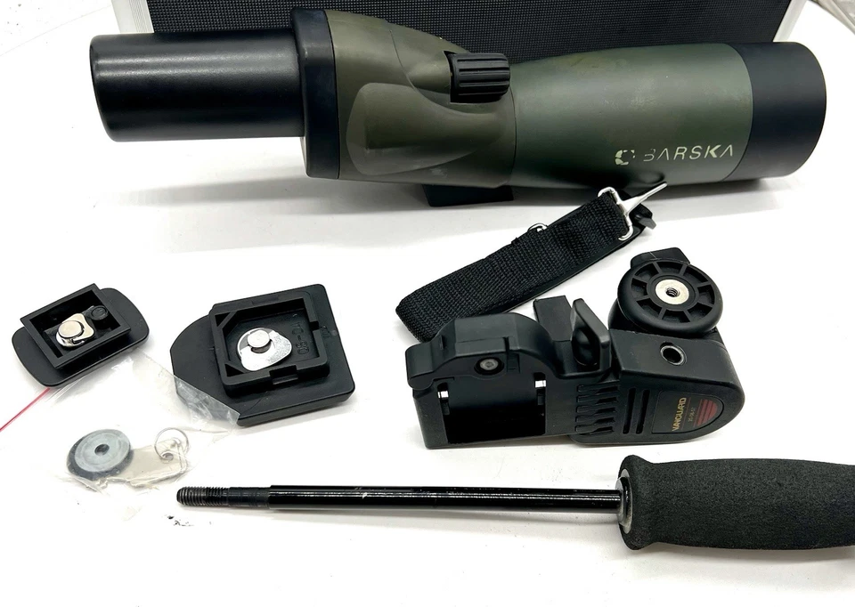 Barska Zoom Spotting Scope 20-60X, Zomei Q111 Telescope, Tripod & Hard Case - Image 3 of 4