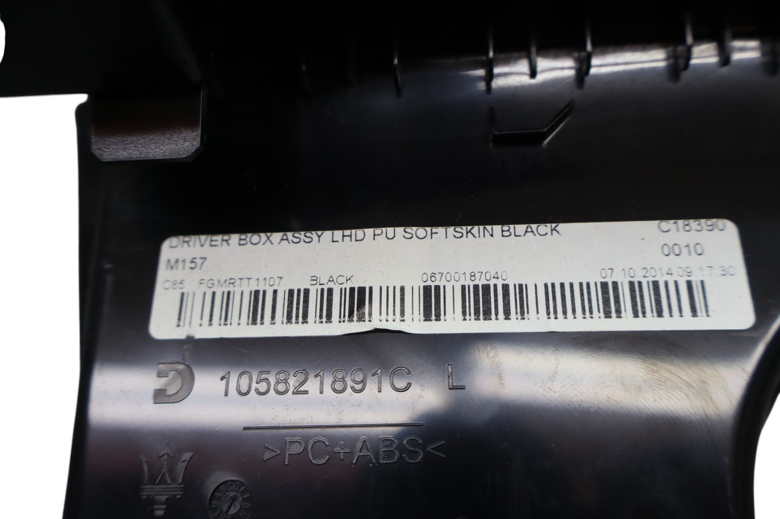 14-22 Maserati Ghibli Left Side Dashboard Storage Compartment 670012669 Oem