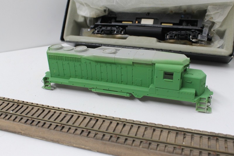 Bachmann-Spectrum 41-0828-D2 HO Scale GP 30 Locomotive Undecorated NOS