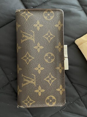 original louis vuitton wallet in good condition Louis Vuitton Clemence Wallet W/Certificate Of Authenticity  main image 4
