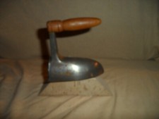 Stare zabytkowe żelazko dziecięce - żeliwne żelazko - 45 -