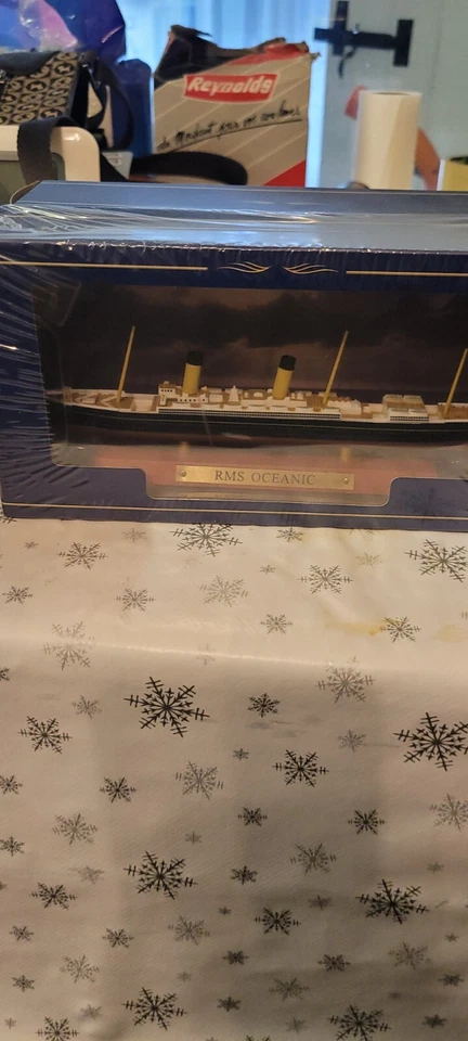 Editions Atlas Collections Small scale models RMS ships  New some sealed boxed - Image 4 of 4