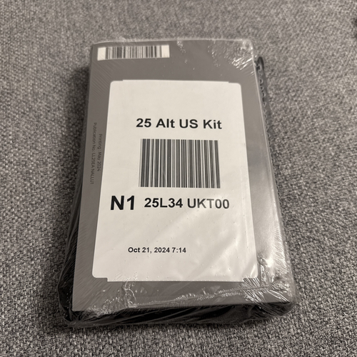 2025 Nissan Altima Owners Manual & Case OEM Free Shipping!! - 第 1/2 張圖片