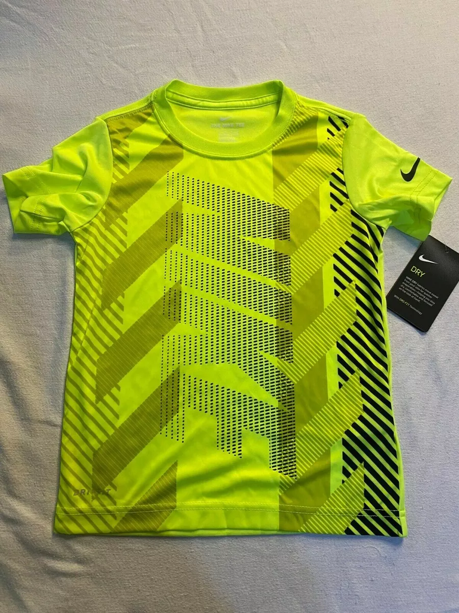 Neon yellow nike sales top
