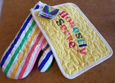 Pride LGBTQ by Target Quilted Yellow Rainbow Color Oven Mitt Potholder Set