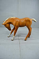 BESWICK PALOMINO FOAL  LARGE, HEAD DOWN MODEL No. 947