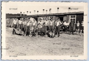 RAD Arbeitsmänner im Lager - Zwiesel Bayern - WK2 Foto 9x6cm