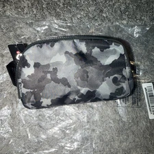 NWT Lululemon Everywhere Belt Bag, Color TCA6/ ONYX O/S