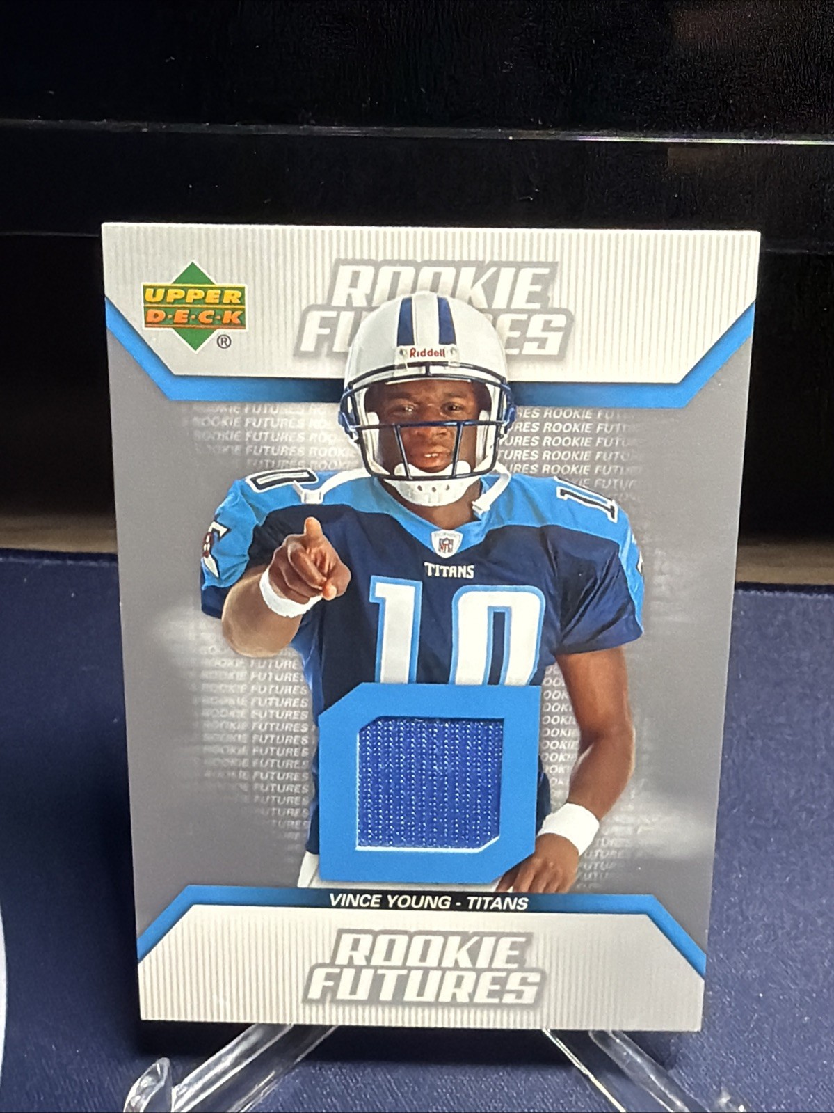 Vince Young Upper Deck Rookie Futures Jersey #RFVY Base