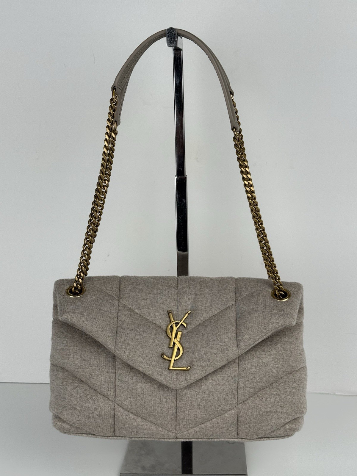SAINT LAURENT Borsa a tracolla piccola imbottita lana chevron trapuntata in gesso beige