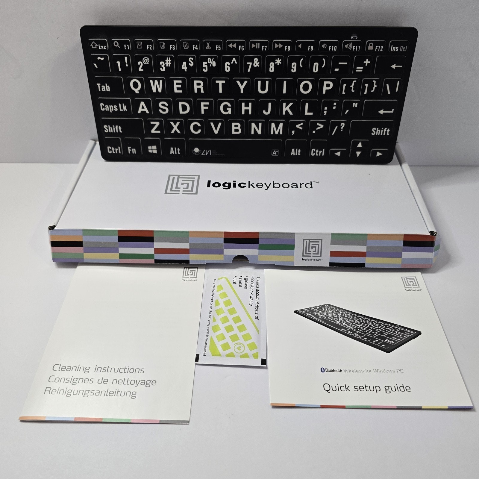 Logickeyboard BKB3001 Bluetooth Large Print Mini Keyboard Wi
