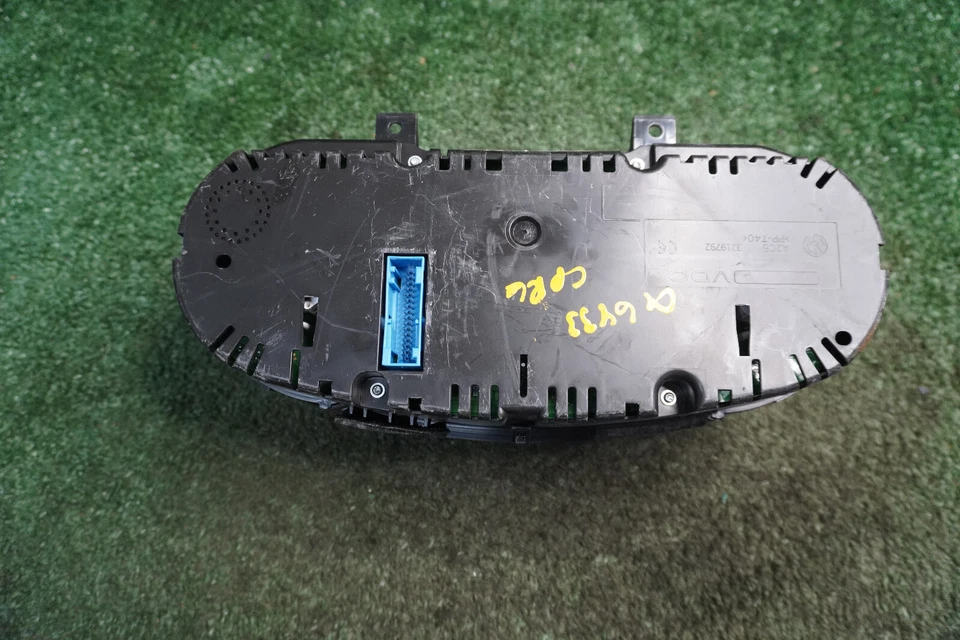 2014 VOLKSWAGEN GTI Speedometer Gauge Cluster OEM A2C81401500 UNK MILEAGE - Image 3 of 4