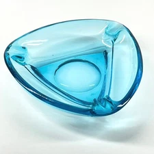 VTG Hazel Atlas Turquoise Blue Glass Triangular Ashtray/Catchall MCM Art Decor