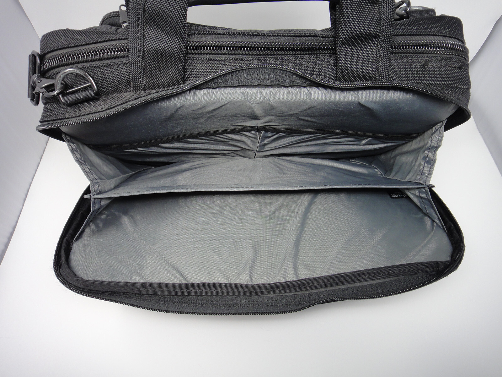 Brenthaven Laptop Bag Briefcase Travel Bag Adjustable Crossbody Strap Black