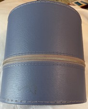 vintage 1950s Zippered Hat Box. Blue