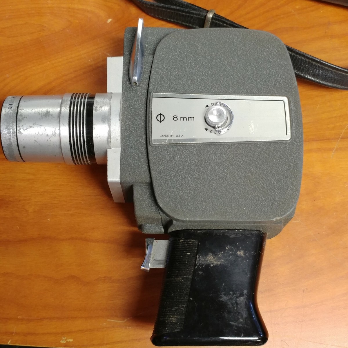 Keystoneキーストン社 アメリカ製ビンテージ8mmカメラ Keystoneキーストン社 アメリカ製ビンテージ8mmカメラ