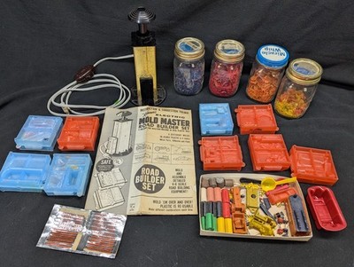 1963 Kenner Mold Master Road Builder Set Electric Works w/ 9 Molds