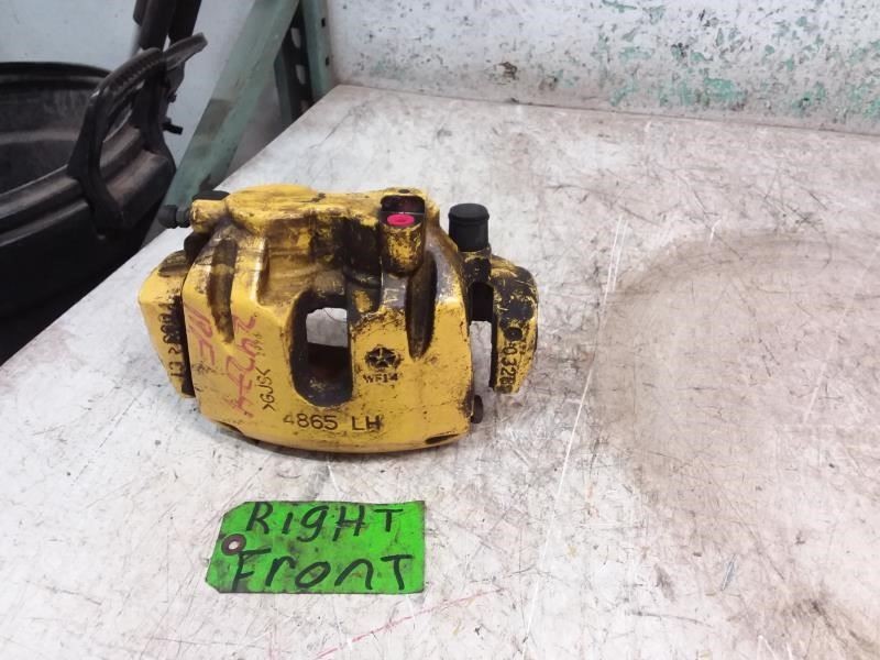 2018 MASERATI LEVANTE Passenger Right Side Front Brake Caliper OEM with Bracket	