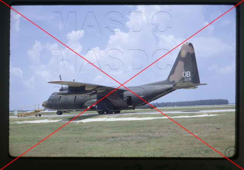 A099 - 35mm Kodachrome Aircraft Slide - C-130A Hercules 56-0539 "OB" 40TAS  1970