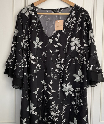 BloomChic Bluse Oberteil Damen Gr. UK 26-28 schwarz geblümt NEU Smart Kurzarm