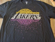 Los Angeles Lakers logo t-shirt size xl NBA official UNK t shirt