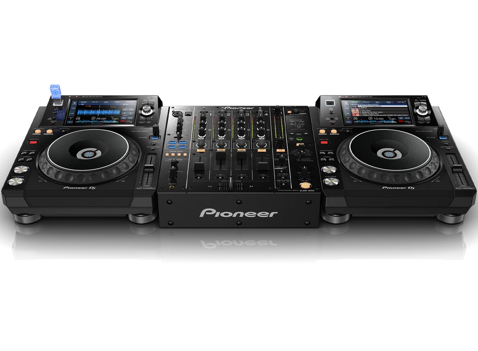 Pioneer XDJ-1000MK2 DJ Player Digital Turntable XDJ1000MK2 Brand New - Image 3 of 4