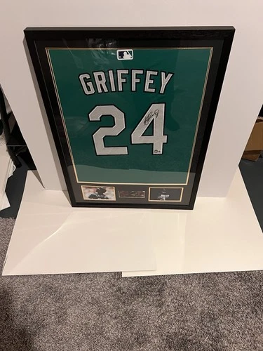Ken Griffey Jr. Autographed Framed MLB Jersey Seattle Mariners Beckett