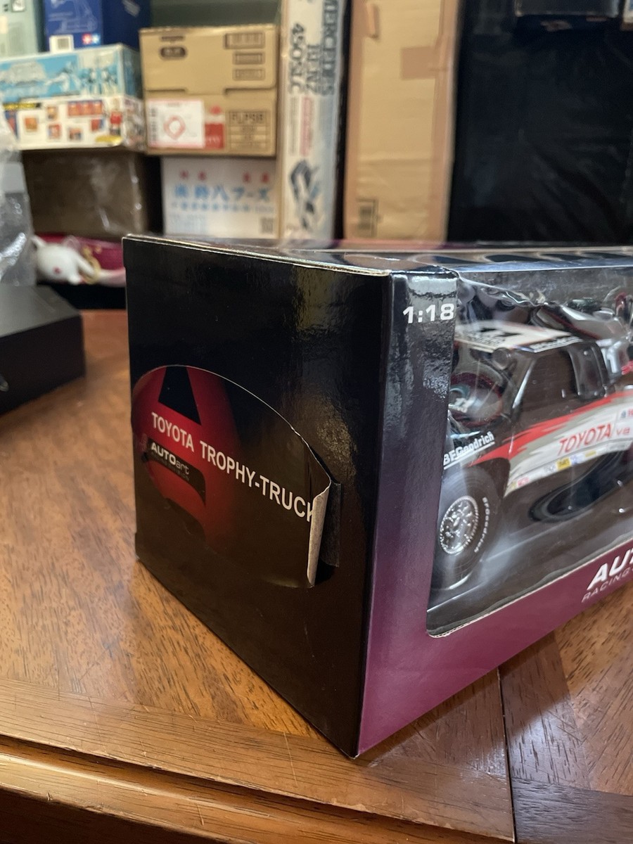 AUTOart Toyota Trophy Truck #11 Ivan 'Ironman' Stewart 1/18