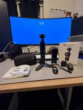 DJI Osmo Pocket 3 Creator Combo Near Perfect Condition, Used 1X. w/ Extras
