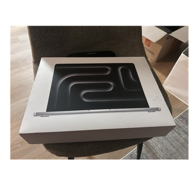 Apple MacBook Pro 14'' M3 16GB RAM 1TB SSD Silver (2023) 10-Core macOS