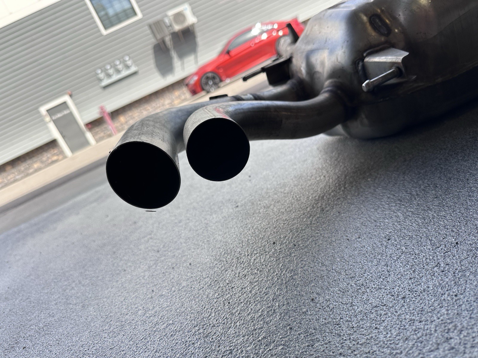 Rolls Royce Cullinan Series 2 SUV Rear Muffler Exhaust Section