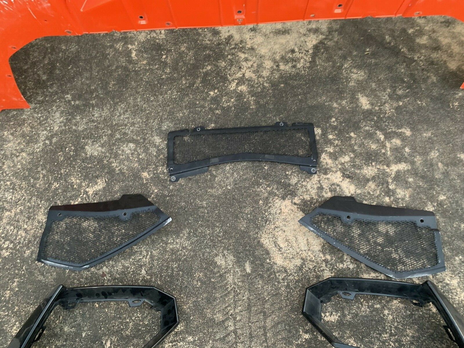 Lamborghini Aventador Front Bumper W Vents and Screens 2010 - 2014 - OEM - NICE!