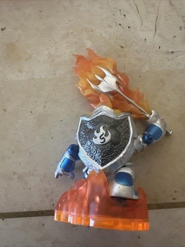 2x Activision Skylanders Giants Legendary & Reg Ignitor Figure Fire Elemental - Picture 4 of 8